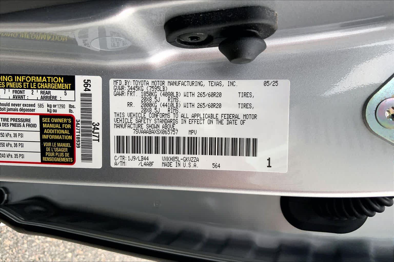Used 2025 Toyota Sequoia 1794 Edition w/ TRD Off-Road Package AWD/4WD image 31