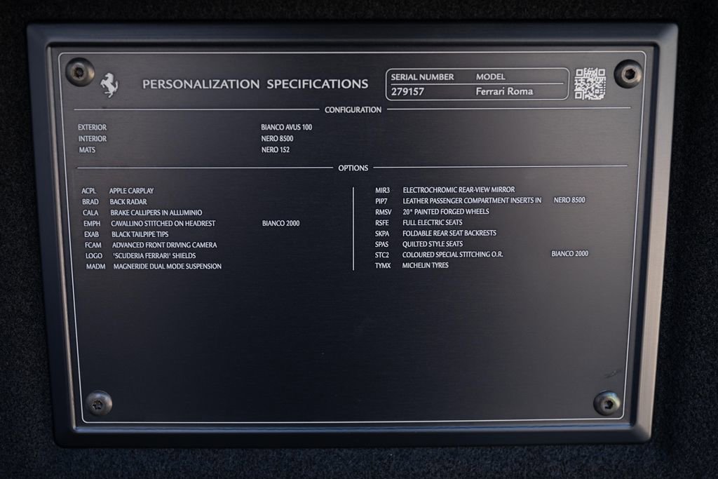 Used 2022 Ferrari Roma RWD image 22