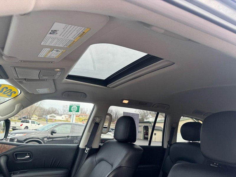 Used 2024 Nissan Armada SL w/ Captain's Chairs Package image 9