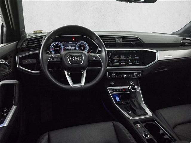 Certified 2025 Audi Q3 2.0T Premium Plus w/ Premium Plus Package image 19