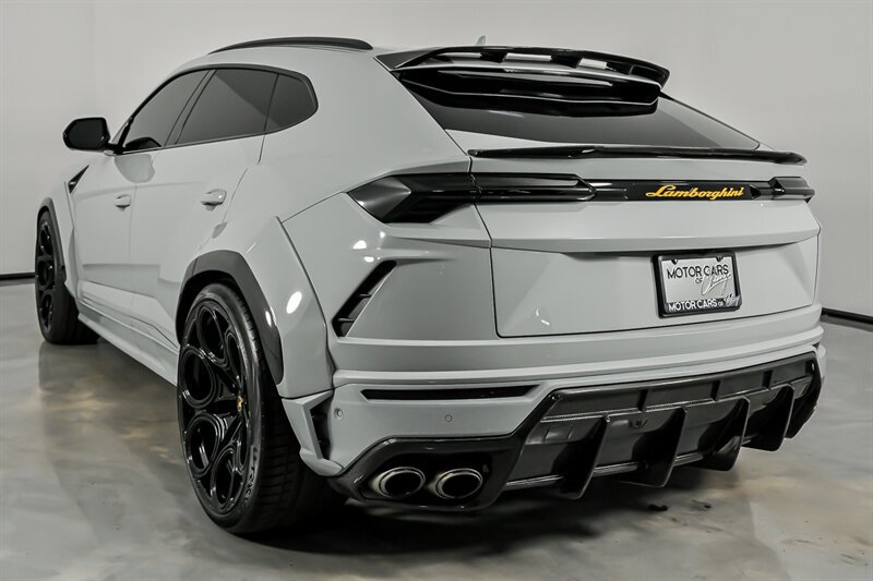 Used 2022 Lamborghini Urus AWD/4WD image 8