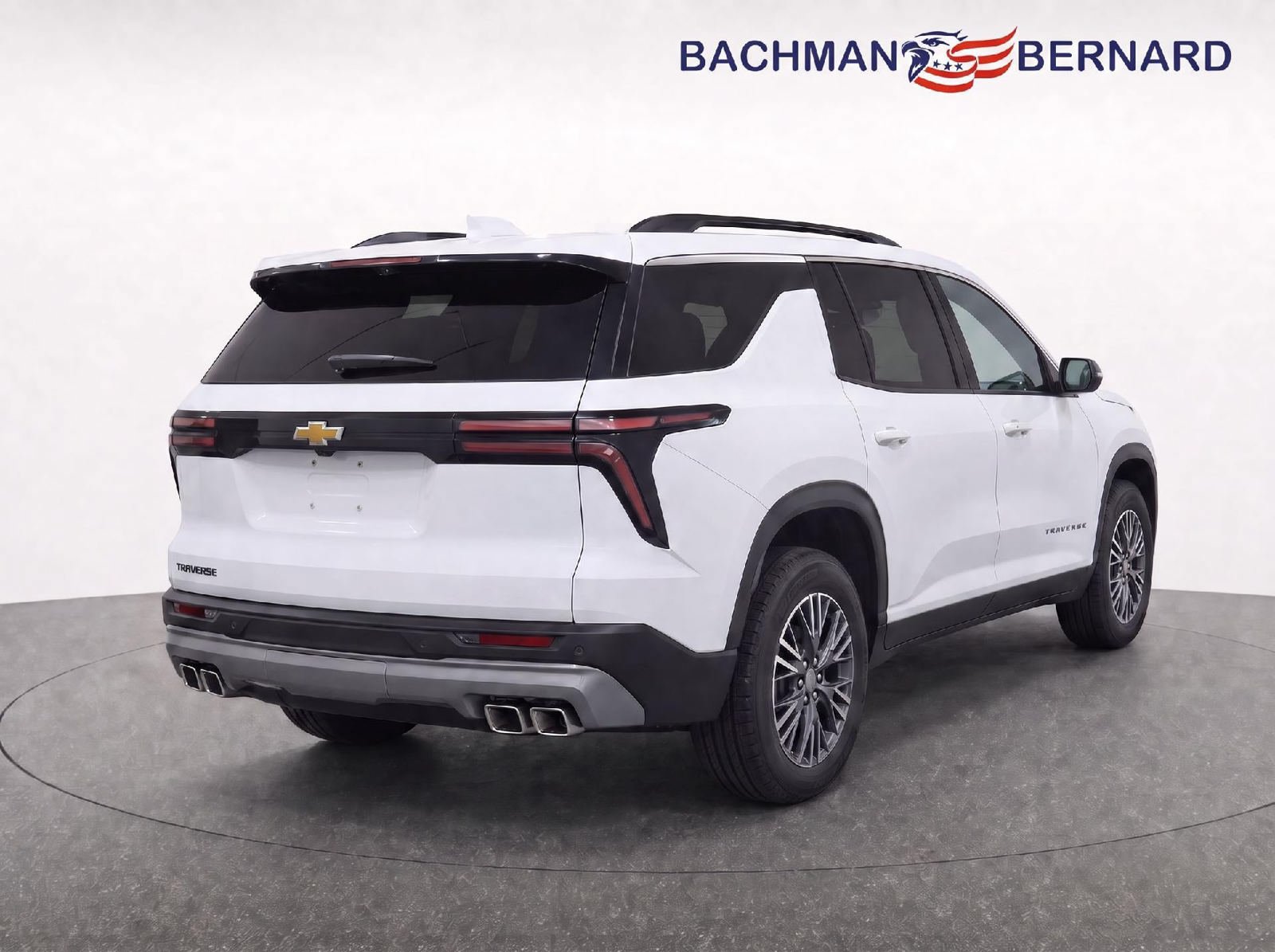 Used 2026 Chevrolet Traverse LT w/ Driver Confidence Package FWD image 7