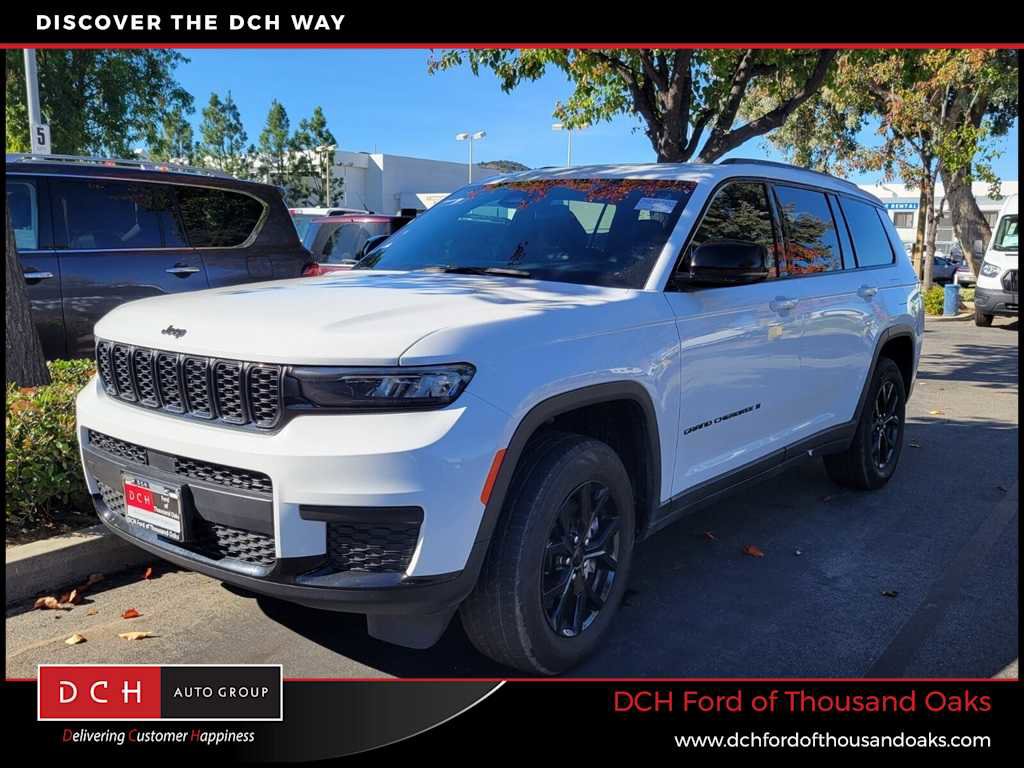 Used 2024 Jeep Grand Cherokee L Laredo