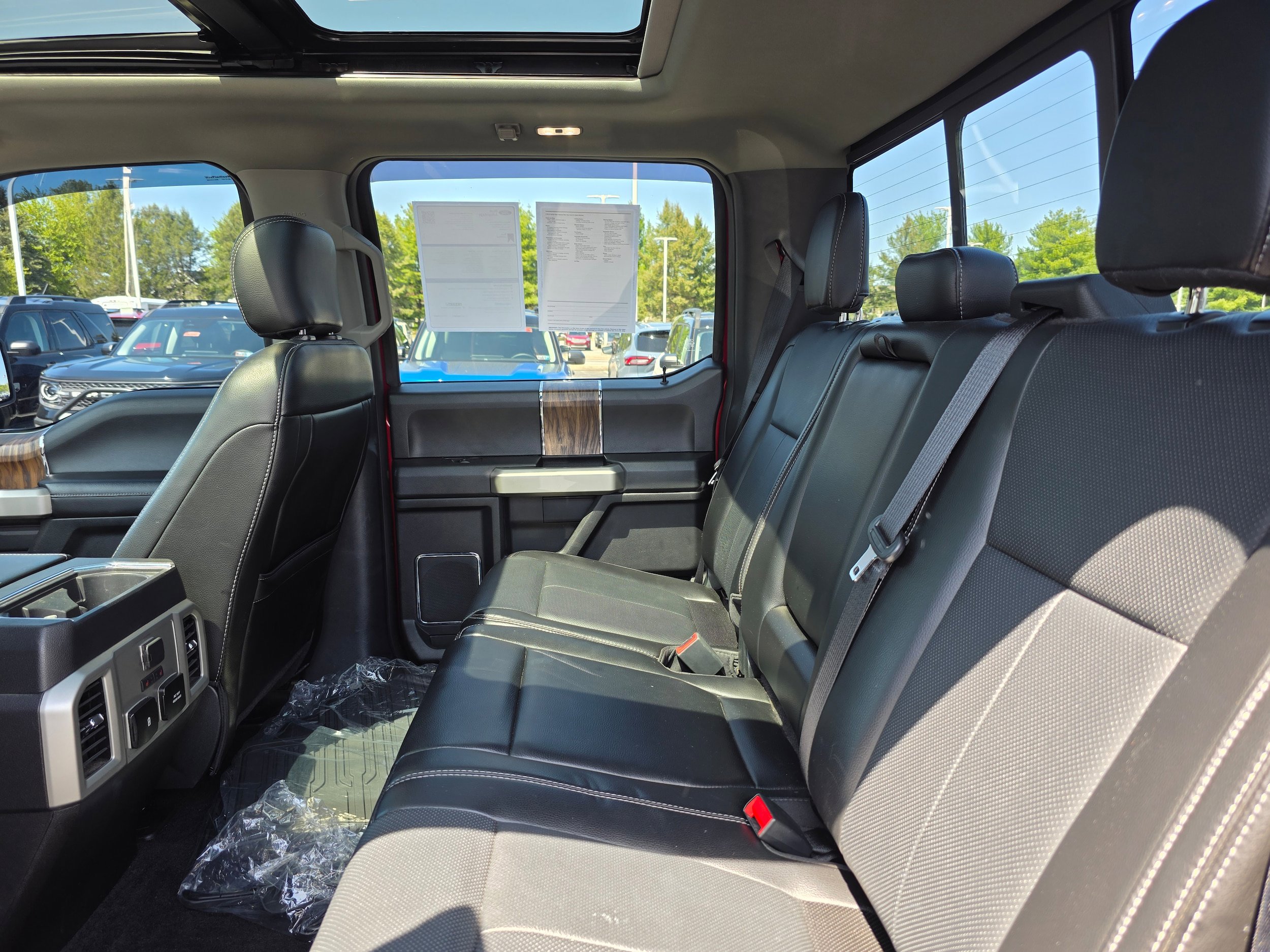 Certified 2018 Ford F150 Lariat w/ Equipment Group 502A Luxury AWD/4WD image 8