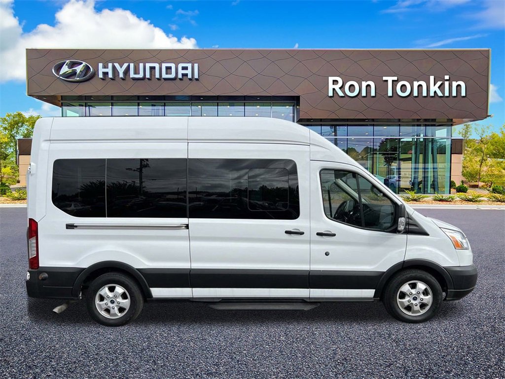 Used 2019 Ford Transit 350 XLT image 7