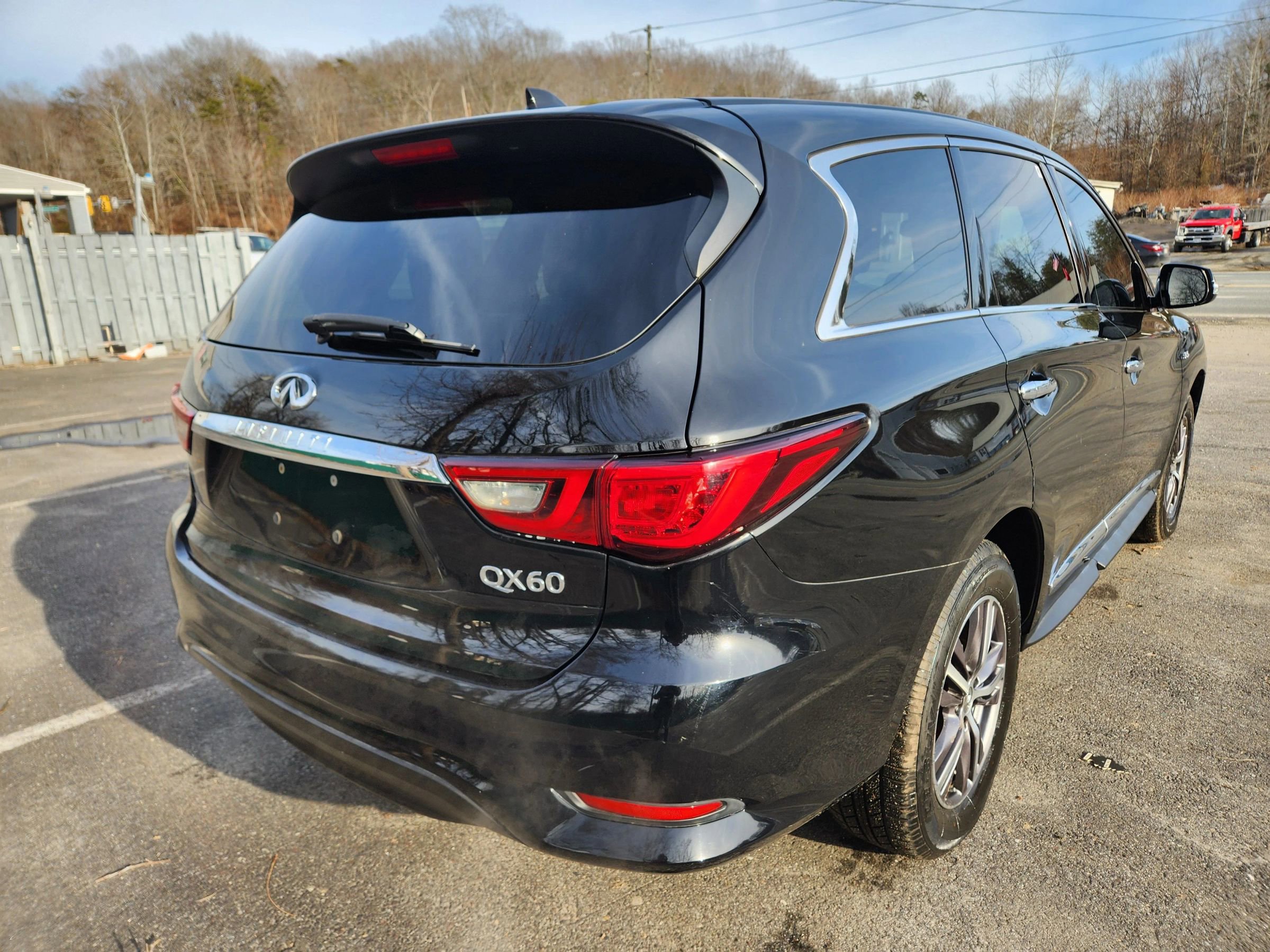 Used 2018 INFINITI QX60 Luxe image 9