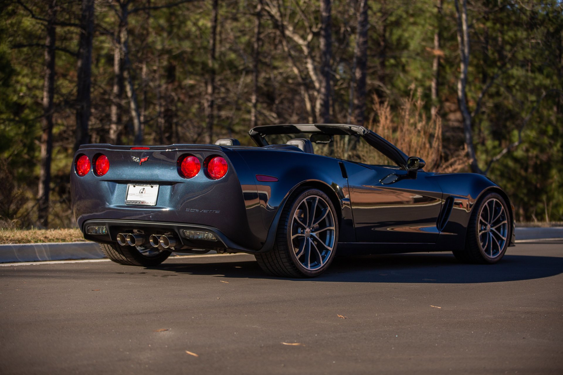 Used 2013 Chevrolet Corvette 427 w/ 1SC Preferred Equipment Group image 24