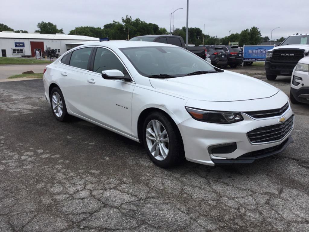 Used 2016 Chevrolet Malibu LT FWD image 8