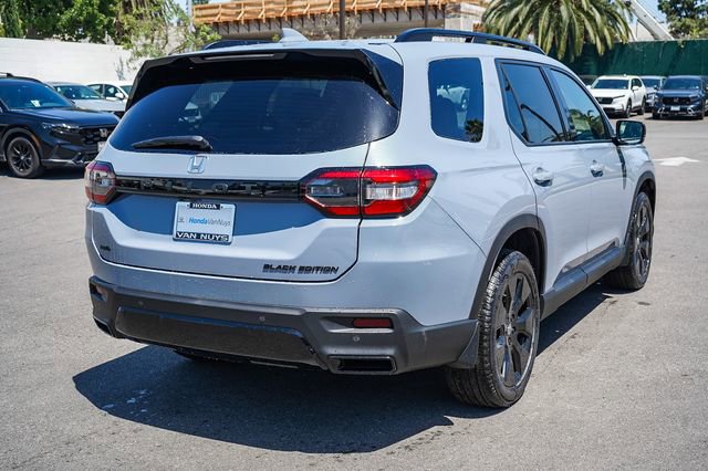 New 2026 Honda Pilot Black Edition image 5