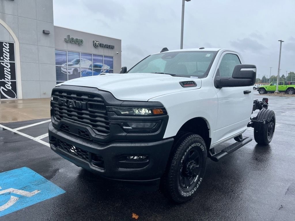 Used 2025 RAM 3500 Tradesman image 8