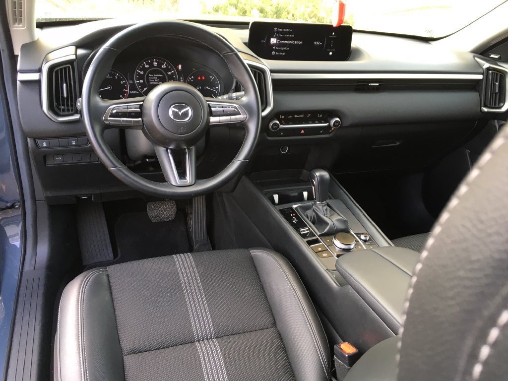 Used 2025 MAZDA CX-50 AWD 2.5 S w/ Premium Package image 23