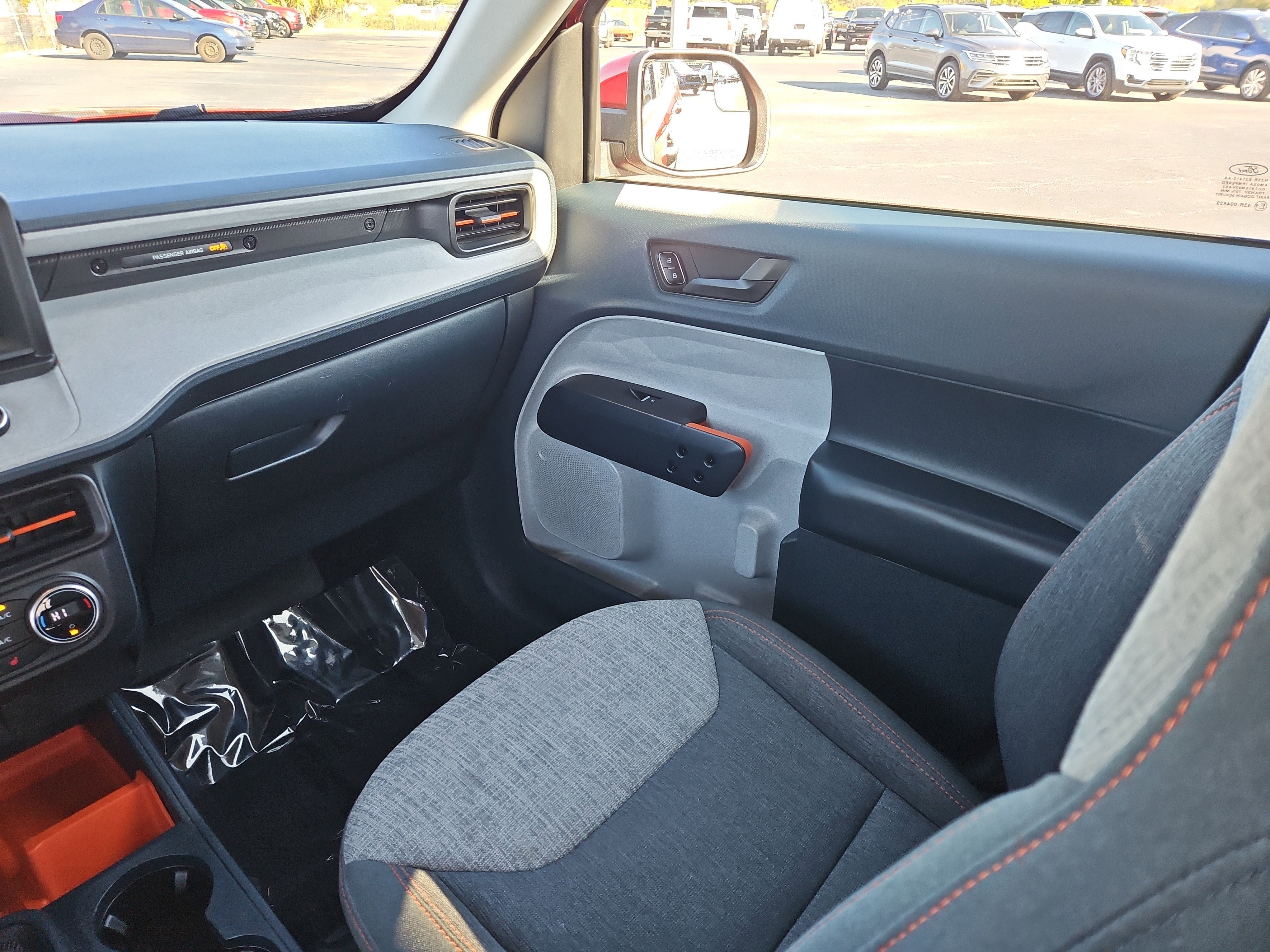 Used 2022 Ford Maverick XLT w/ XLT Luxury Package image 9