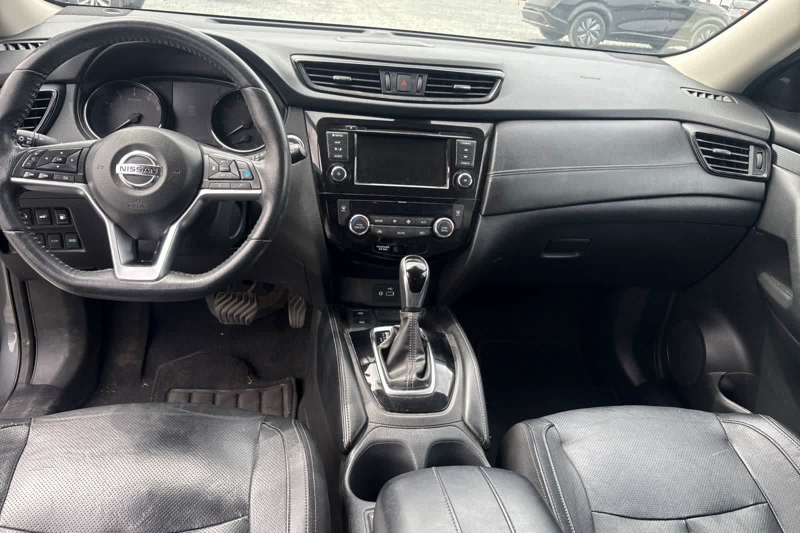 Used 2019 Nissan Rogue SL FWD image 4
