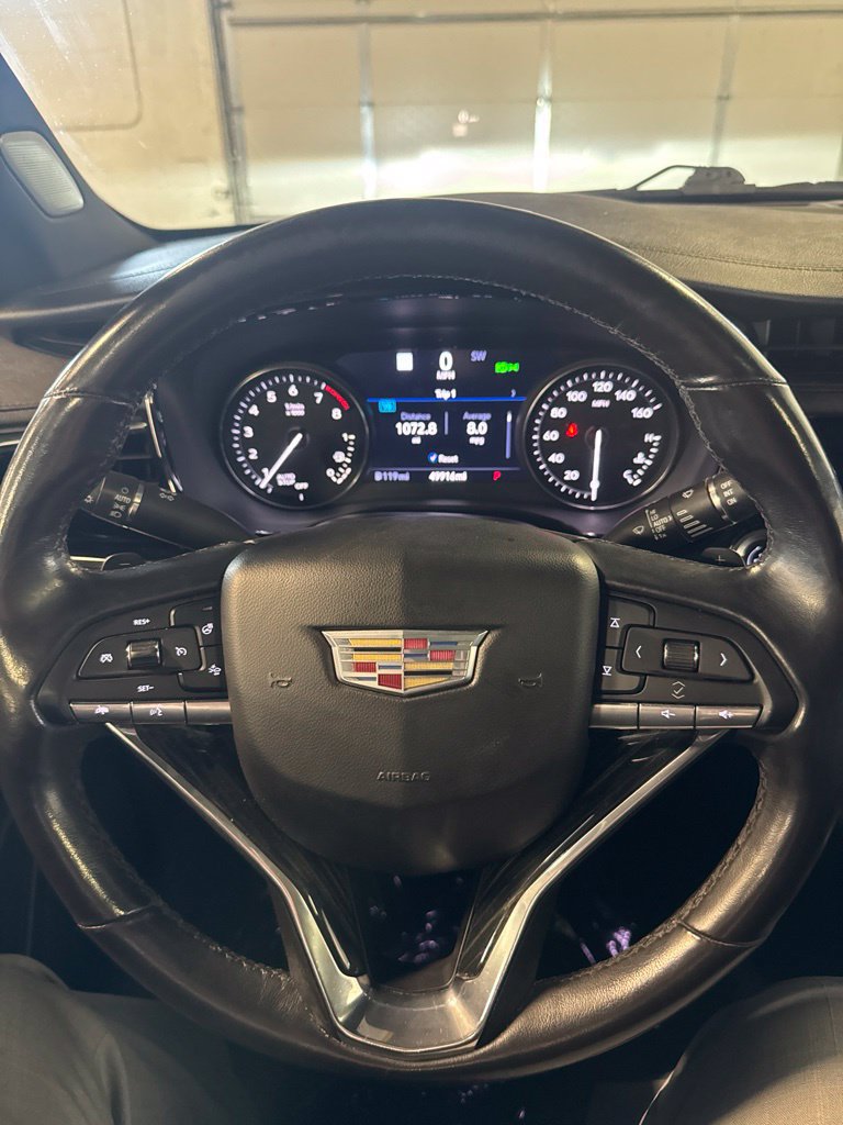 Used 2020 Cadillac XT6 Premium Luxury FWD image 9