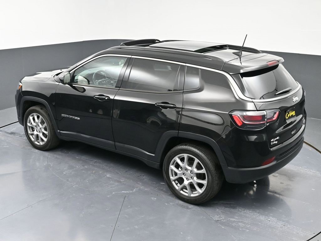 Used 2022 Jeep Compass Latitude w/ Sun and Sound Group image 45