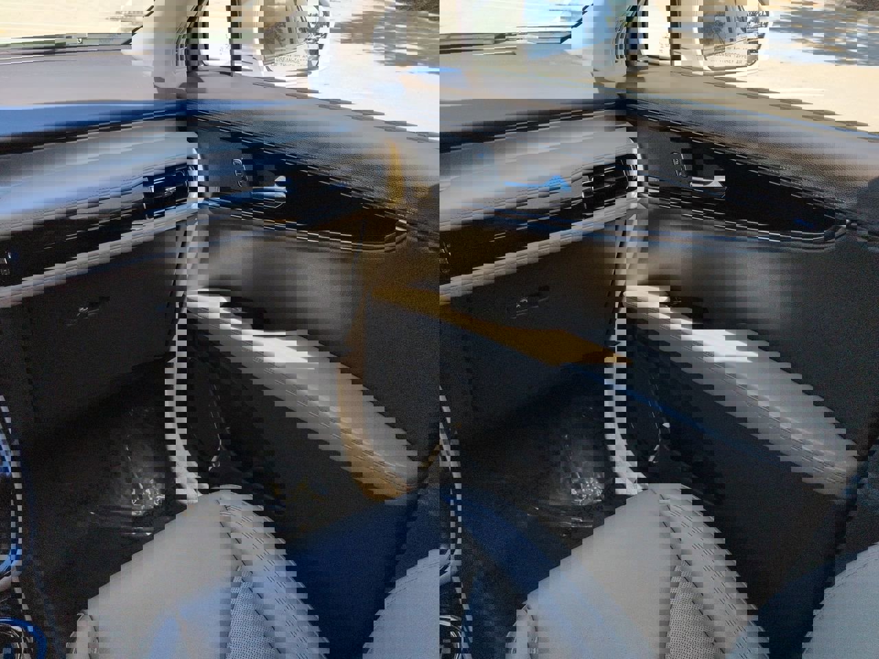 Certified 2021 Lincoln Nautilus FWD w/ Equipment Group 101A image 17