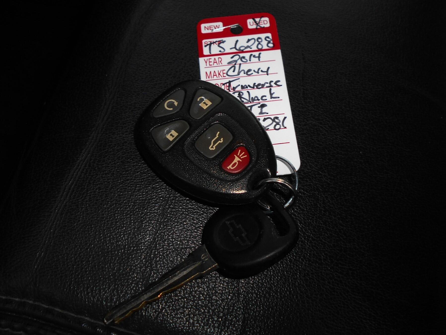 Used 2014 Chevrolet Traverse LTZ AWD/4WD image 11