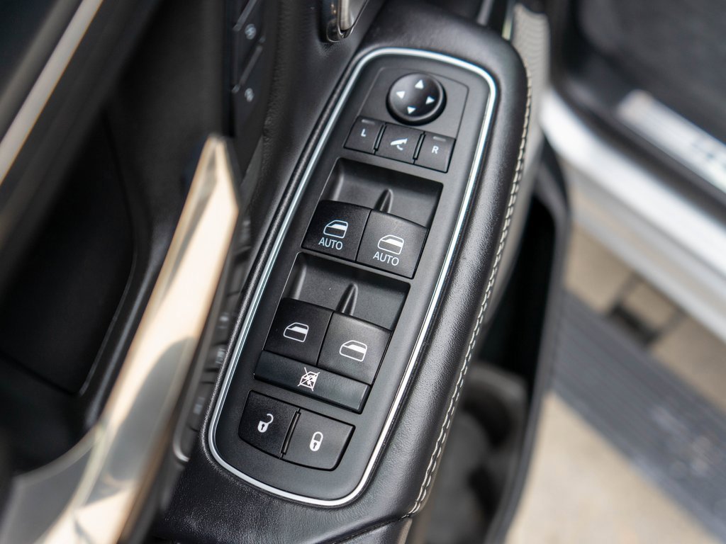 Used 2020 RAM 1500 Limited image 19