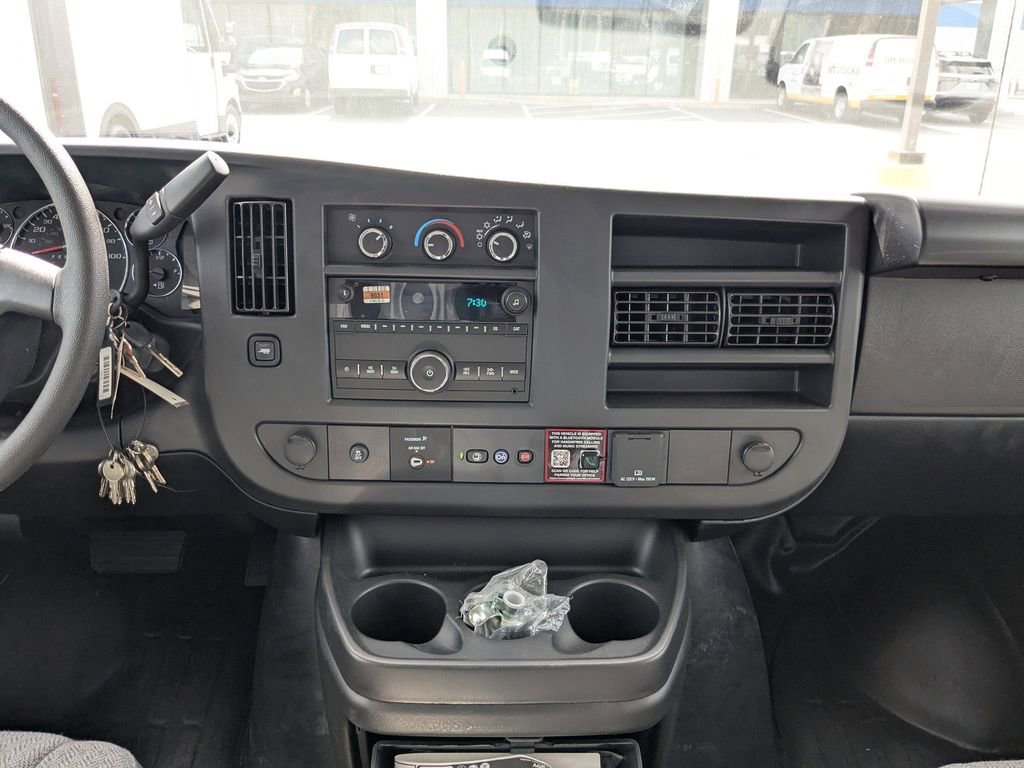 New 2025 Chevrolet Express 3500 w/ Power Convenience Package image 21