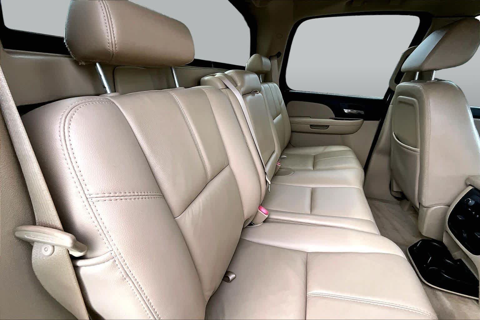 Used 2008 Chevrolet Avalanche LTZ w/ LTZ Preferred Equipment Group RWD image 20