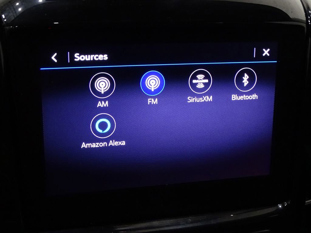 Used 2020 Chevrolet Traverse Premier image 40