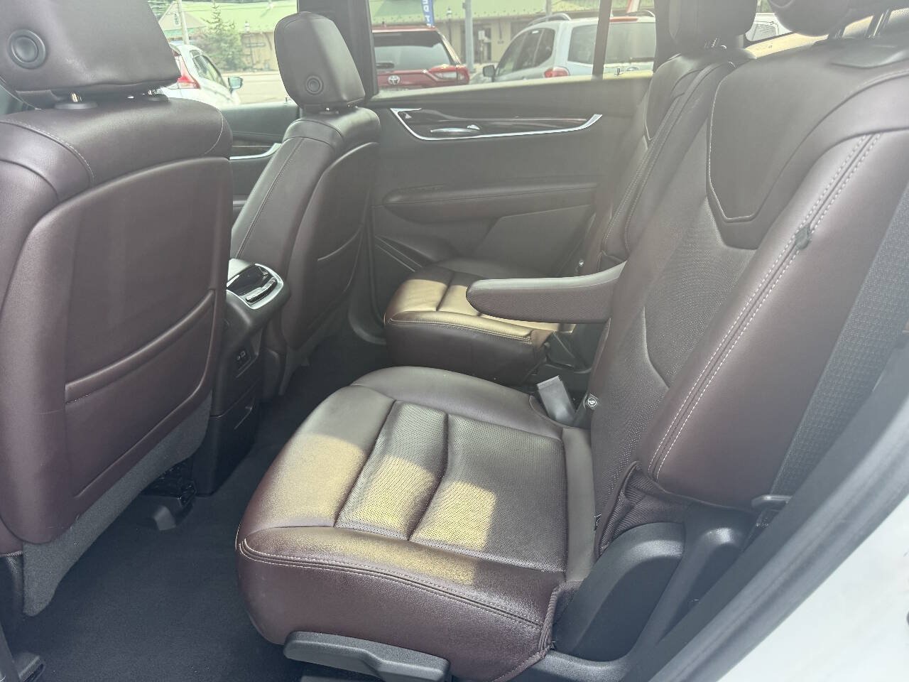 Used 2022 Cadillac XT6 Premium Luxury w/ Technology Package AWD/4WD image 17
