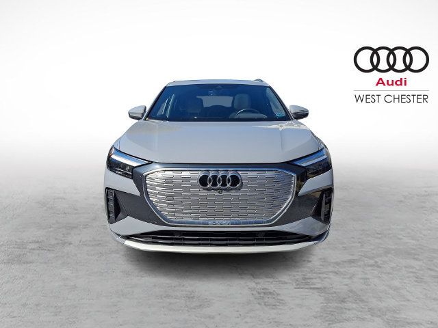 Used 2024 Audi Q4 e-tron Premium Plus w/ Premium Plus RWD image 2