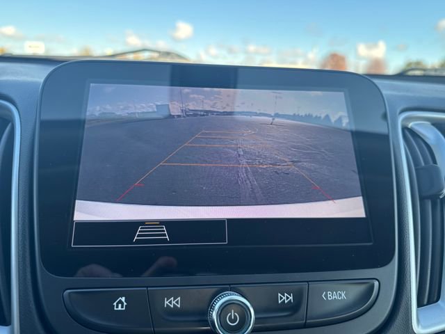 Used 2022 Chevrolet Malibu LS image 23