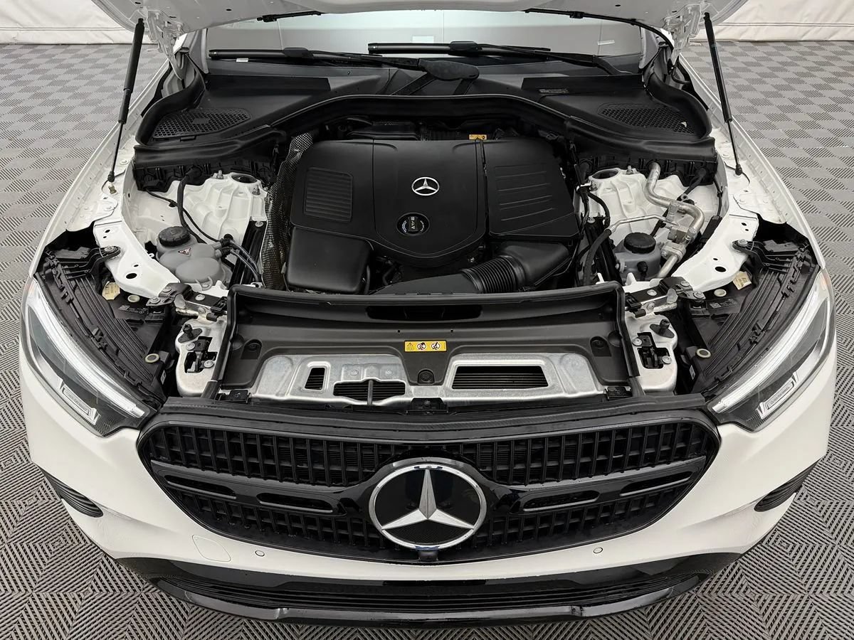 Used 2024 Mercedes-Benz GLC 300 4MATIC image 55