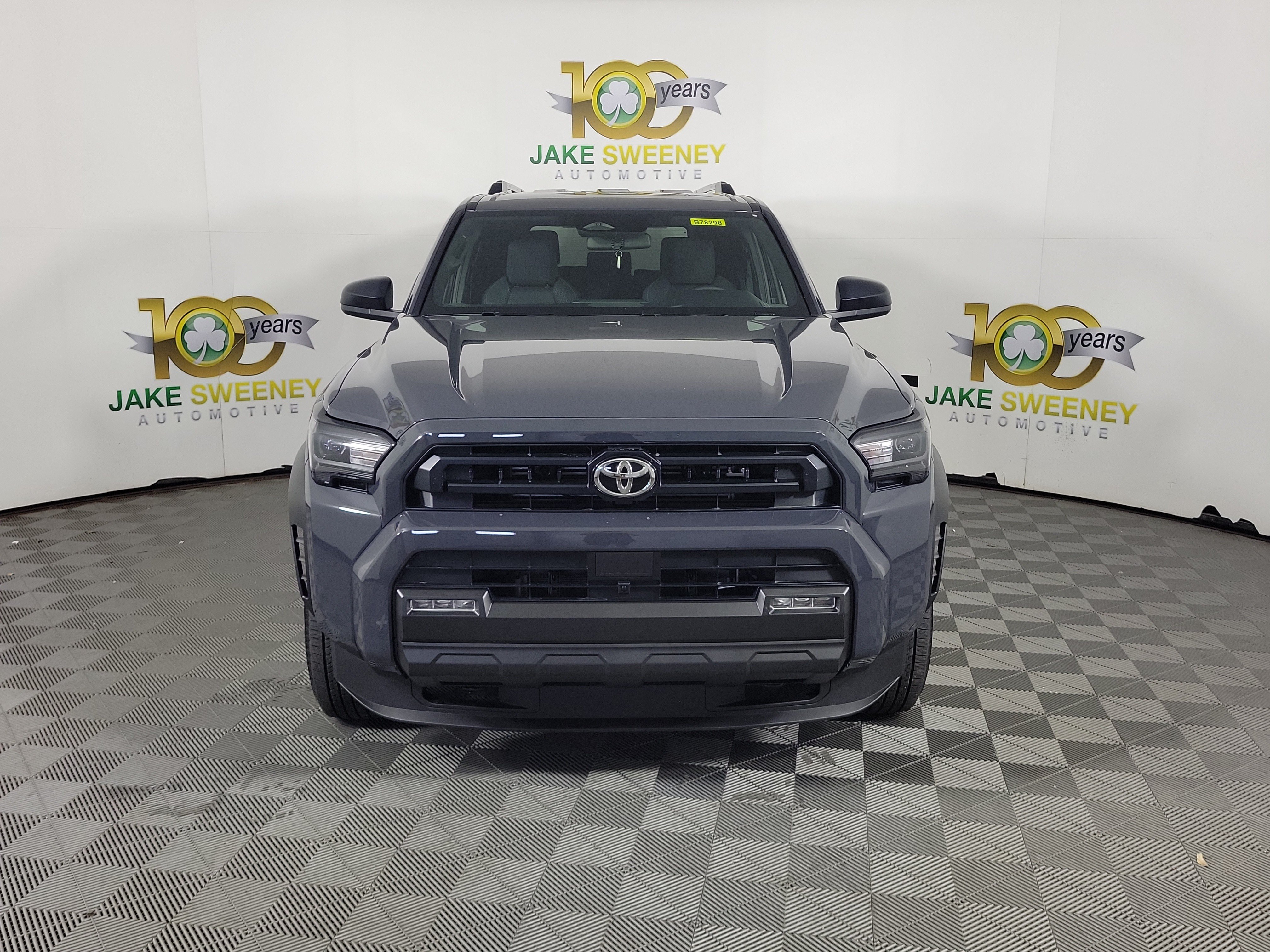 Used 2026 Toyota 4Runner SR5 AWD/4WD image 2