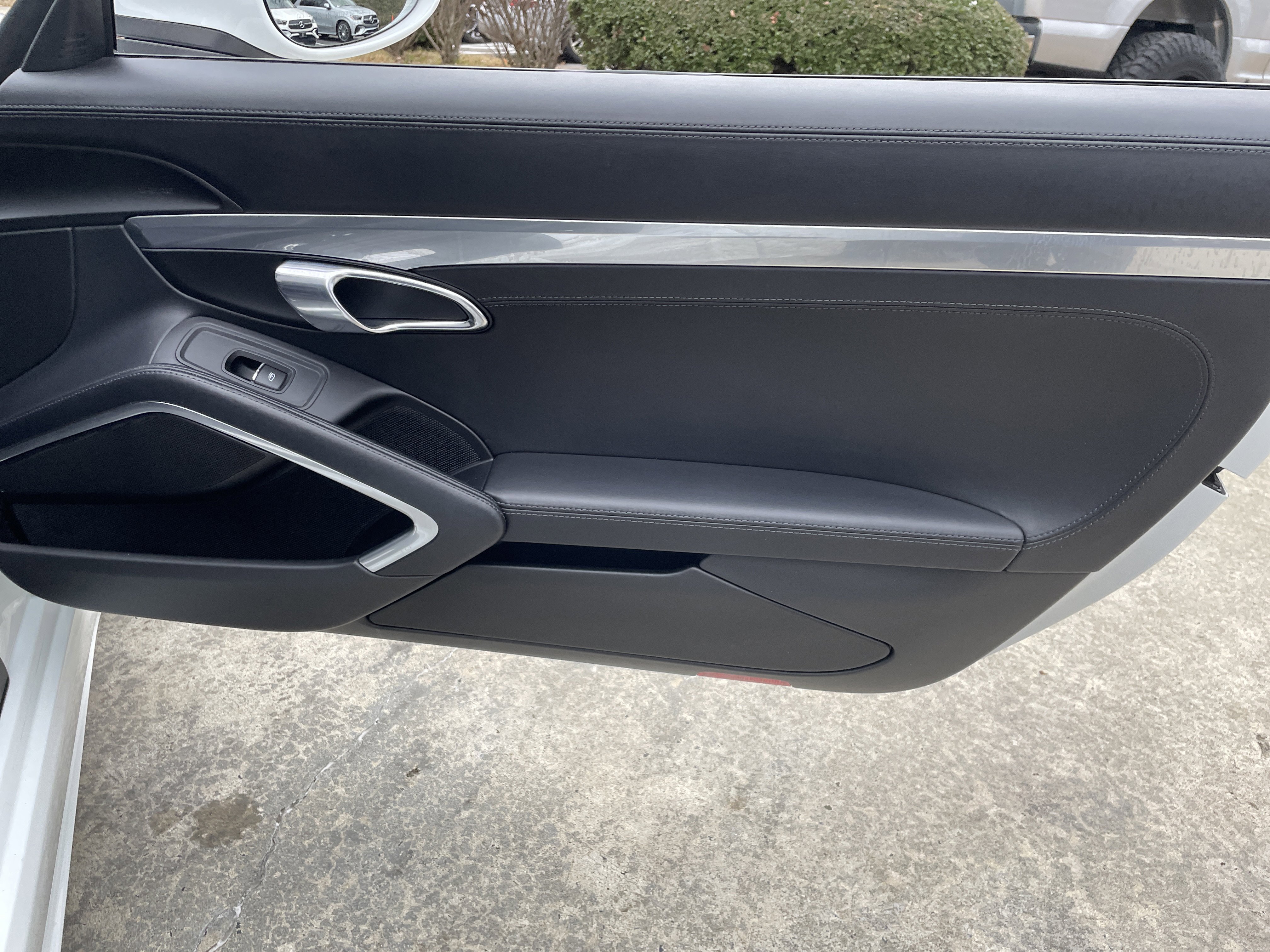 Used 2017 Porsche 718 Boxster S image 49