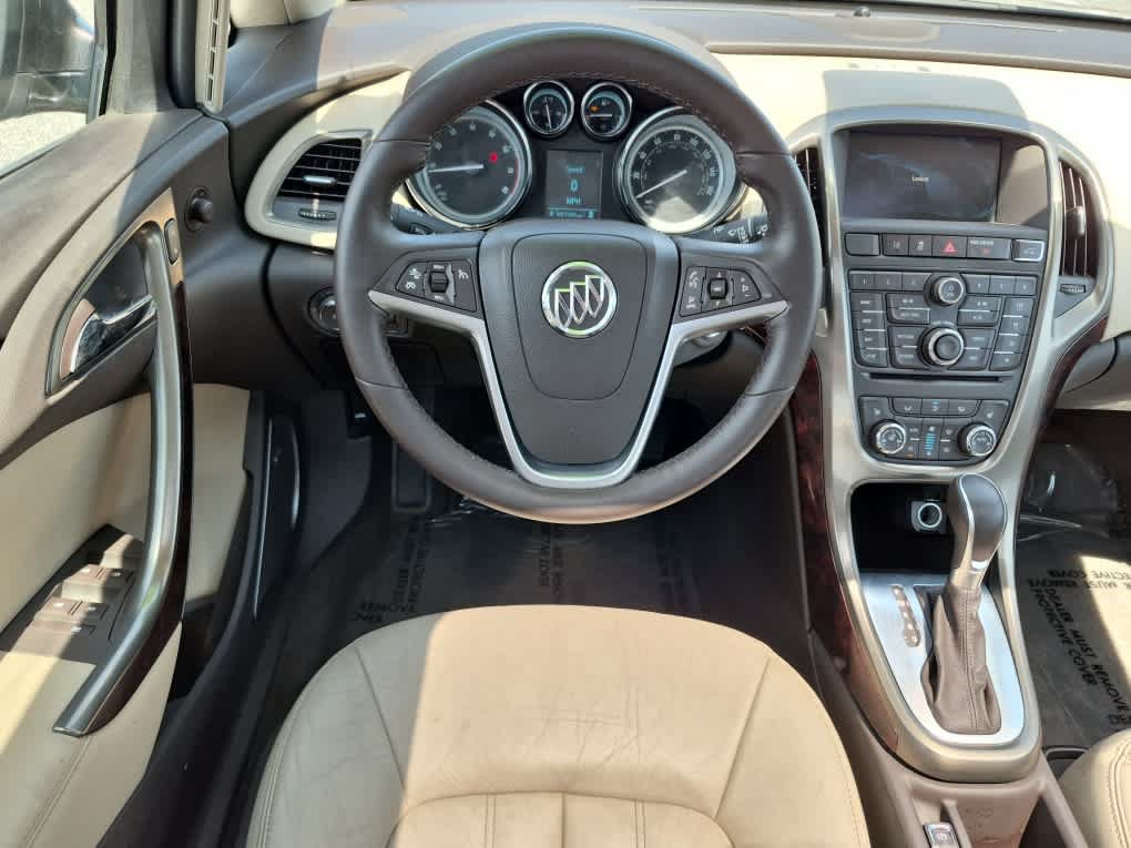 Used 2016 Buick Verano Leather w/ Experience Buick Package FWD image 8
