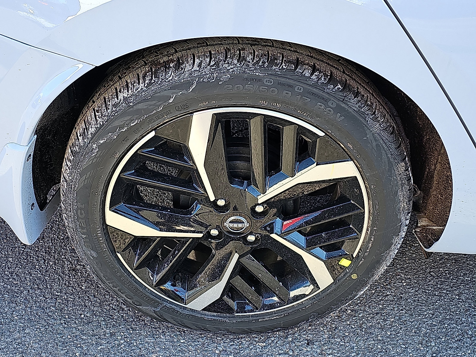 New 2025 Nissan Versa SR w/ Trunk Package image 5