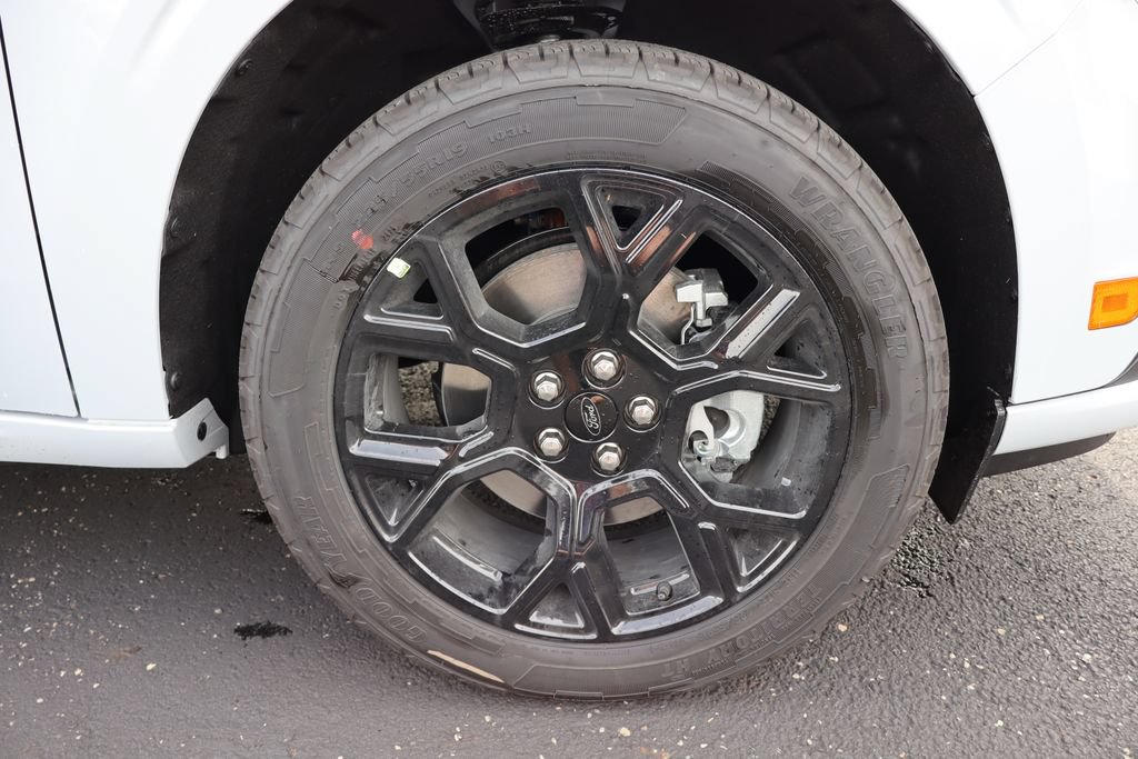 New 2026 Ford Maverick Lobo AWD/4WD image 14