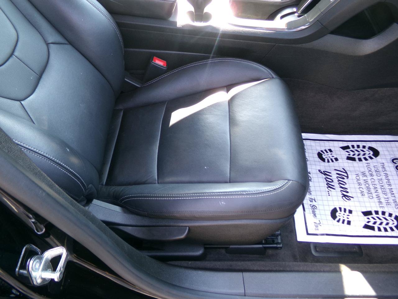 Used 2014 Chevrolet Volt Premium w/ Premium Trim Package FWD image 22