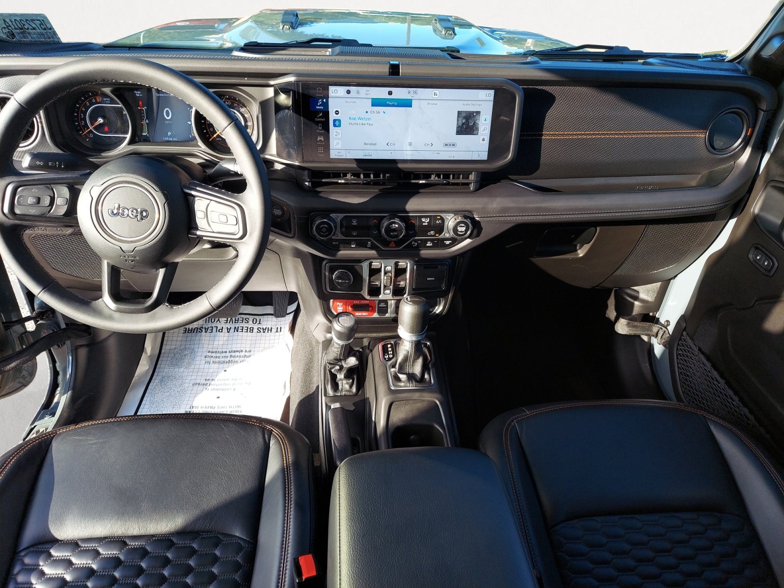 Used 2025 Jeep Gladiator Mojave w/ Steel Bumper Group AWD/4WD image 3