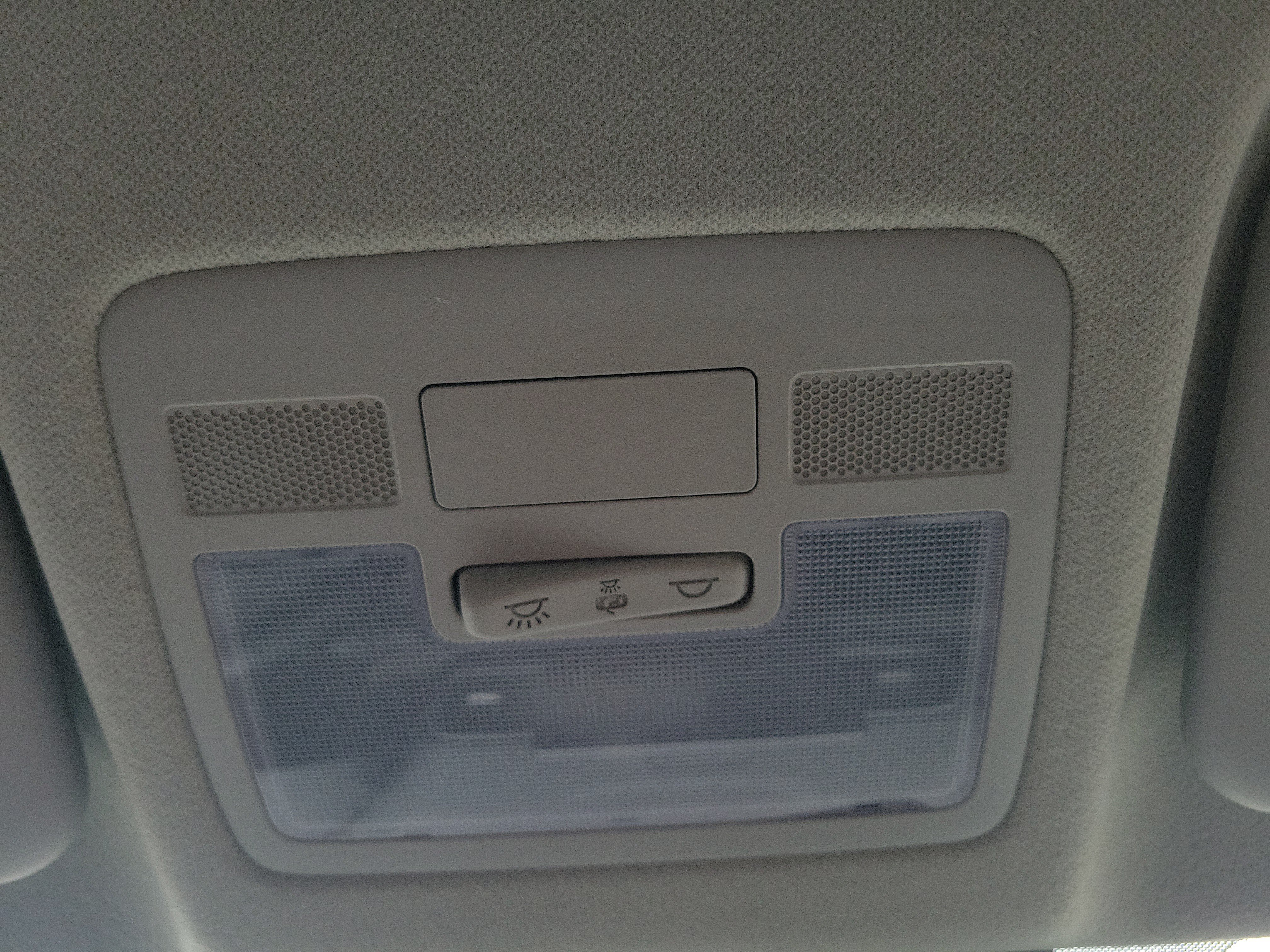 Used 2021 Hyundai Venue SEL FWD image 30