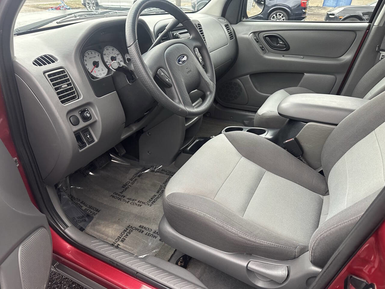 Used 2003 Ford Escape XLS image 36