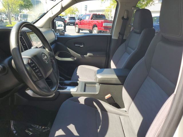 Used 2024 Nissan Frontier SV w/ Hardbody Edition image 19