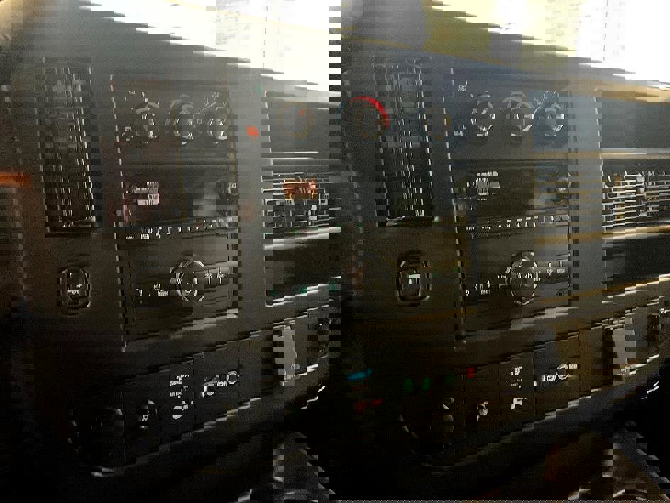 New 2025 Chevrolet Express 2500 Extended image 16