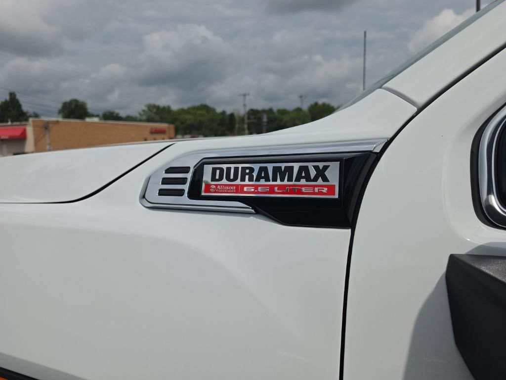 New 2026 GMC Sierra 2500 SLT w/ SLT Premium Package AWD/4WD image 10