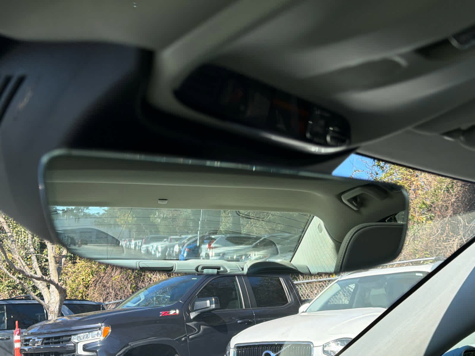 Used 2020 Volvo S60 T5 Momentum w/ Protection Package Premier image 32