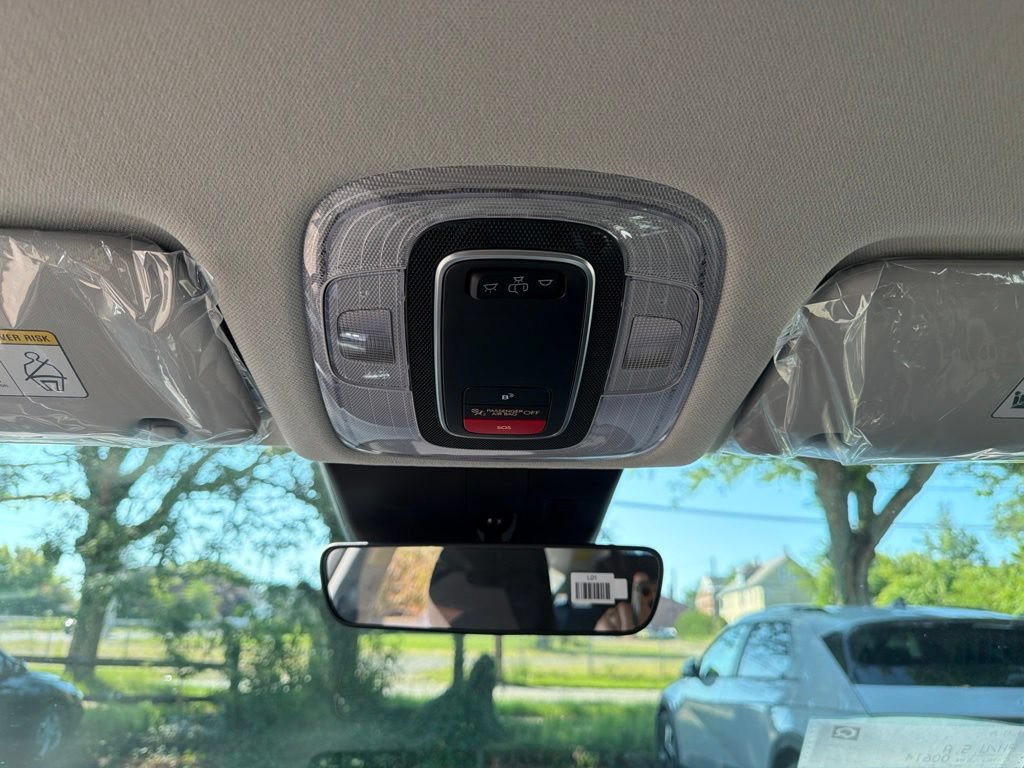 New 2027 Hyundai Kona SE AWD/4WD image 18