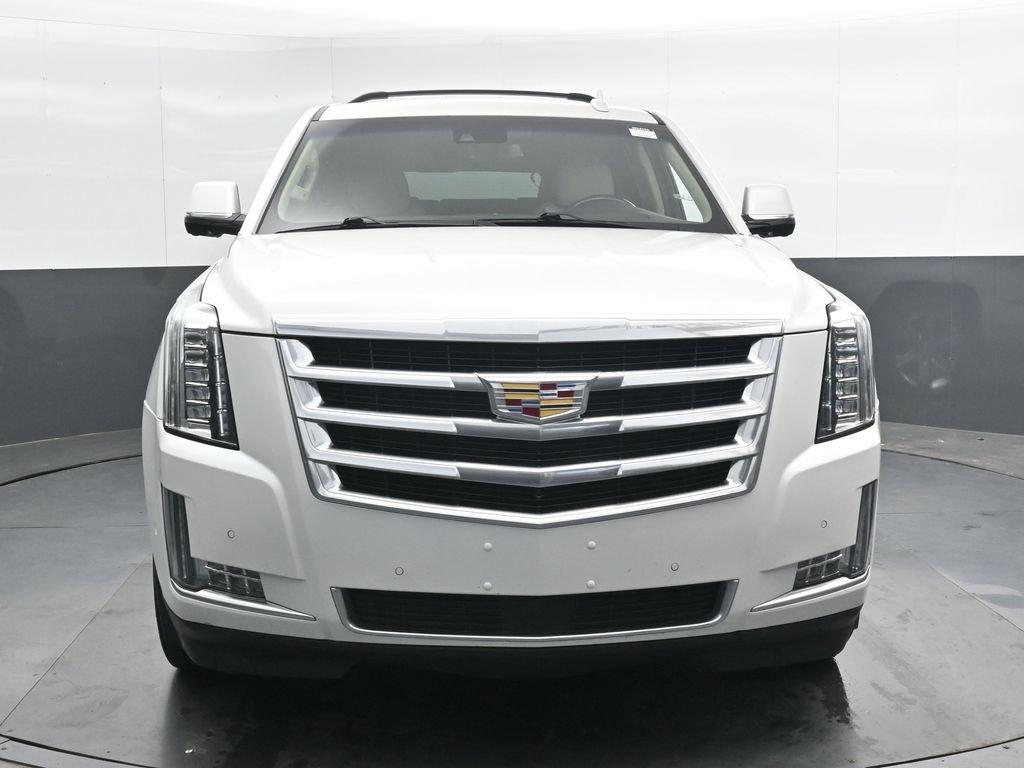 Used 2018 Cadillac Escalade ESV Premium Luxury AWD/4WD image 6