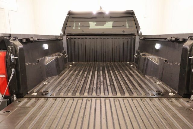 Certified 2025 Toyota Tacoma SR5 image 24