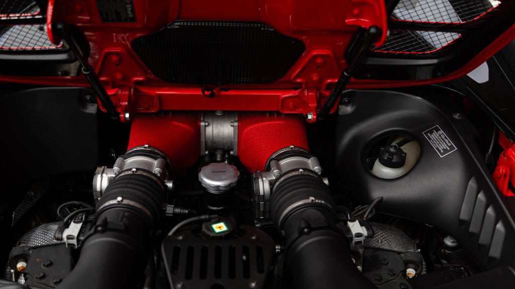 Used 2015 Ferrari 458 Spider RWD image 48