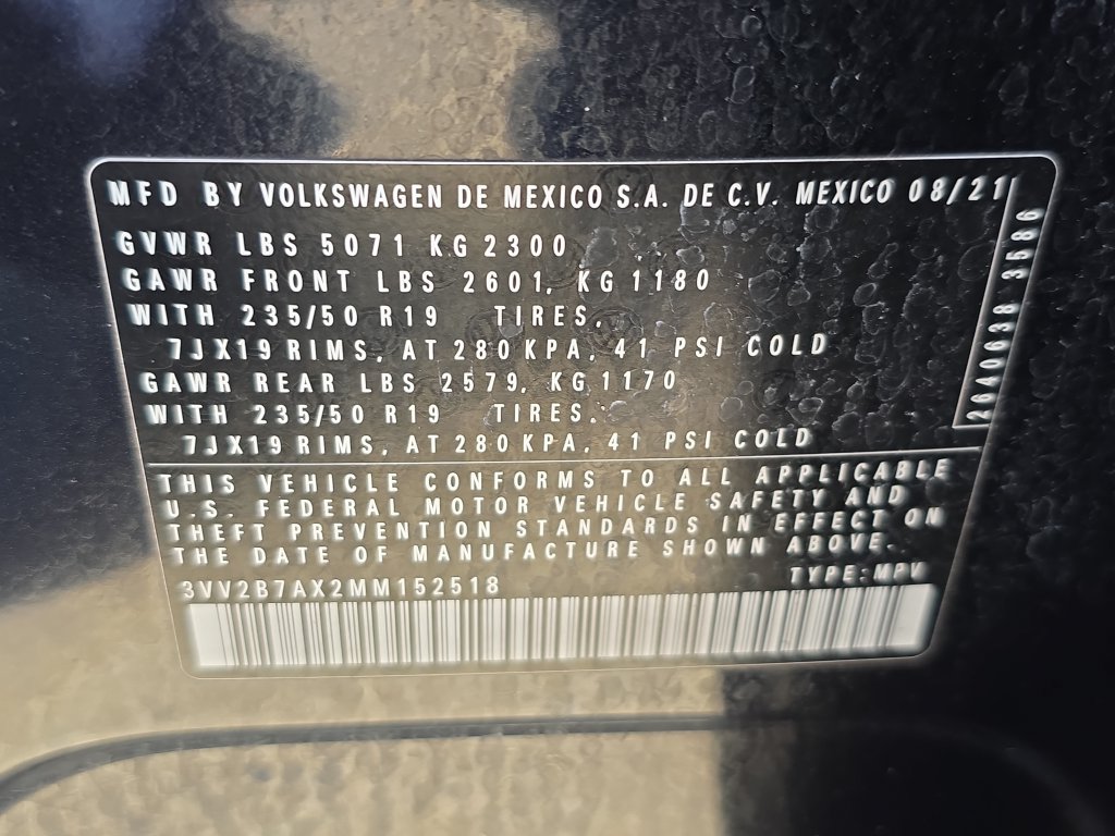 Used 2021 Volkswagen Tiguan SEL AWD/4WD image 34