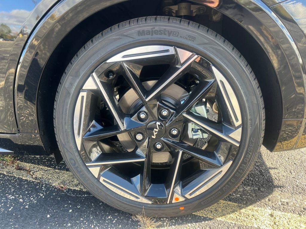 New 2025 Kia K4 GT-Line image 10