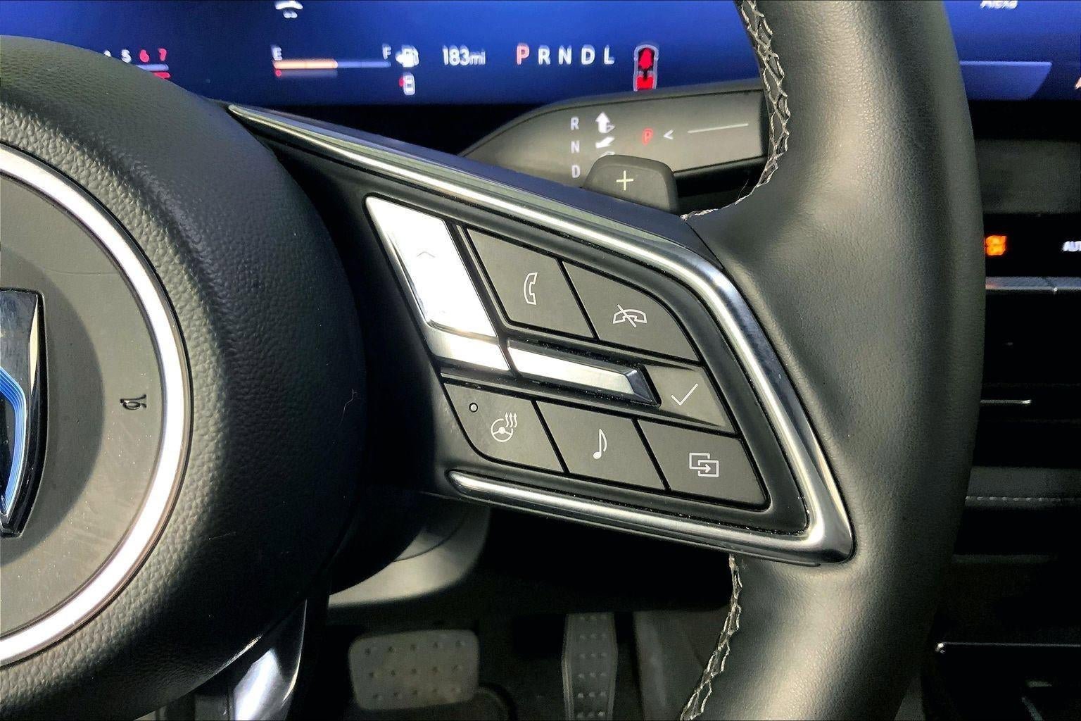 Used 2025 Buick Enclave Preferred image 19