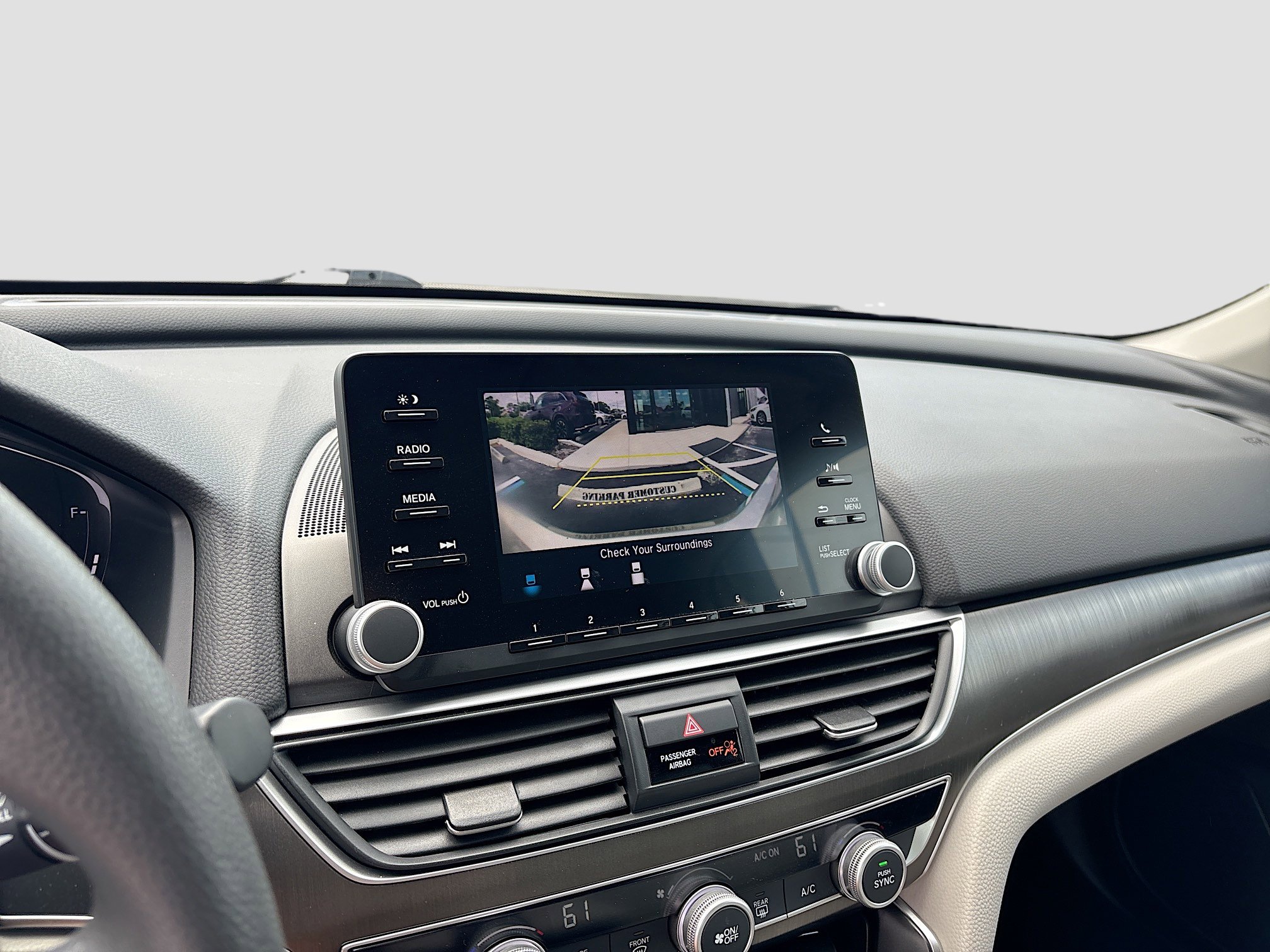 Used 2019 Honda Accord LX image 11